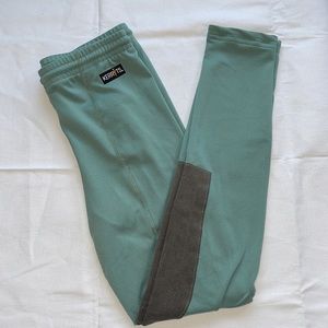 KERRITS Kids Performance Knee Patch Tight
Size XL